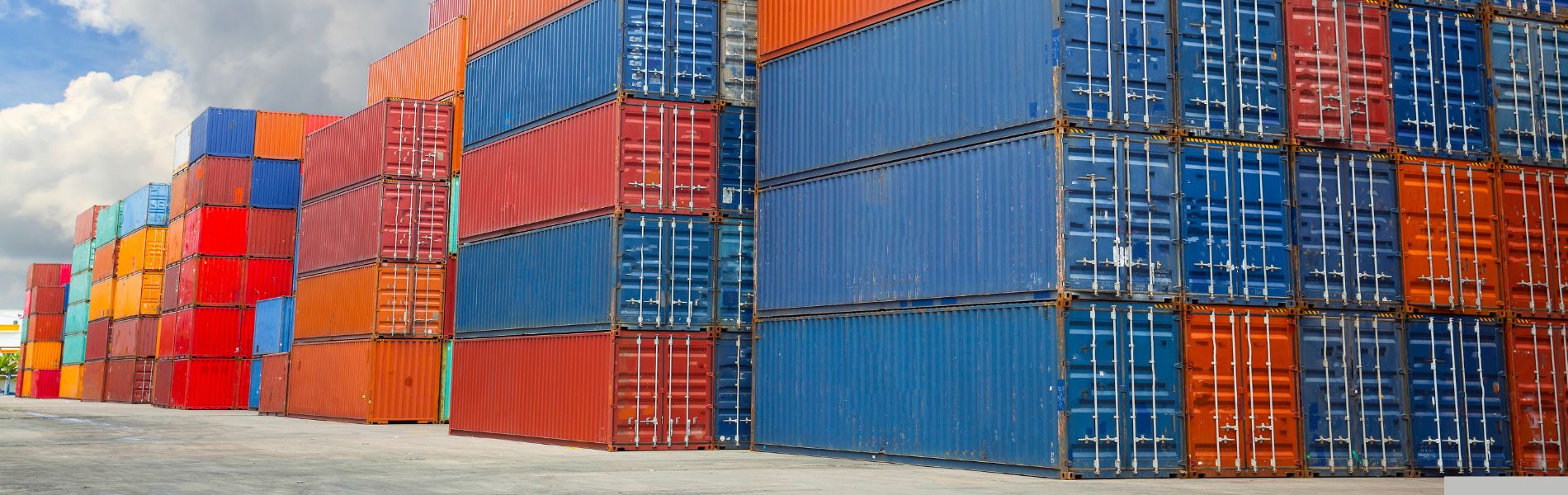 Cleveland Devanning Done Right - On Time Delivery & Warehouse