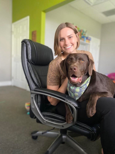 Zeke the therapy dog