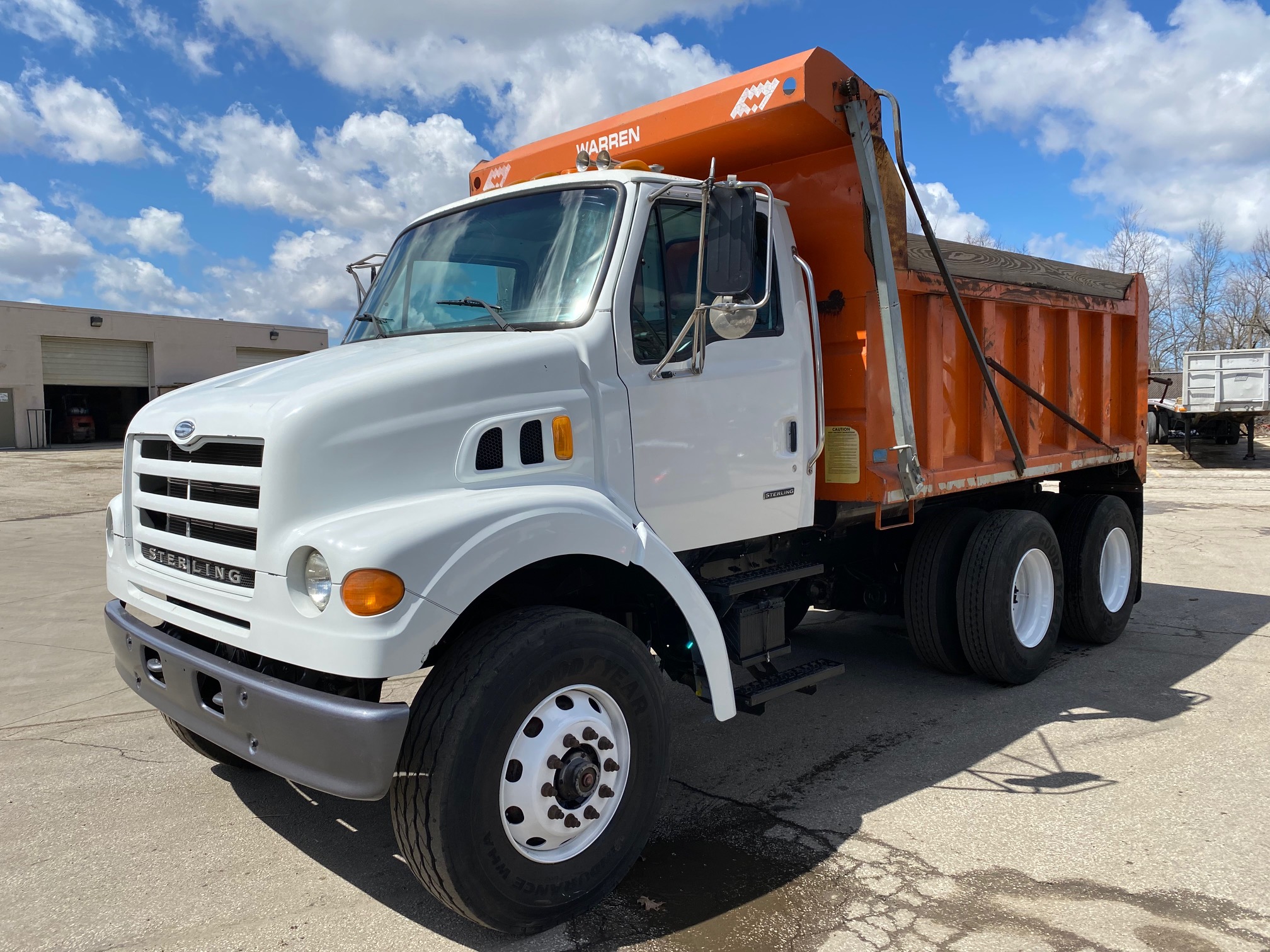 Dump Trucks Amg Truck Equipment